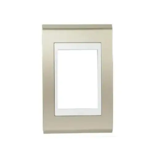 Placa 4X2 3 Posicoes Concept Branco/ Champanhe