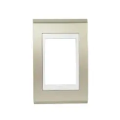 Placa 4X2 3 Posicoes Concept Branco/ Champanhe