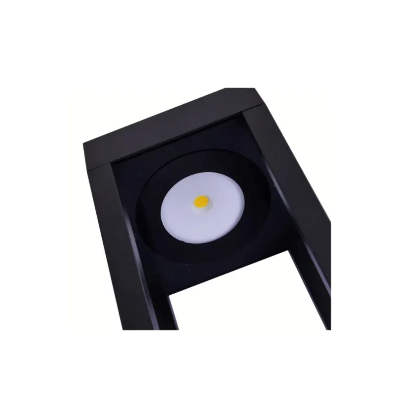 Luminaria Led Jardim Zean Ip66 60Cm 10W 3000K Preto Nordecor