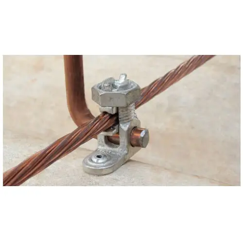 Conector Parafuso Fendido C/ Rabicho 35 a 70mm Intelli