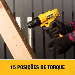 Parafuzadeira Furadeira 12V Max Li-Ion C/ 2 Baterias 1.3Ah Carga Bivolt + Bolsa 3/8 (10mm) Dewalt