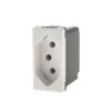 Modulo Tomada 2P+T 10A 250v Borne Automatico Branca Pial Plus + Legrand